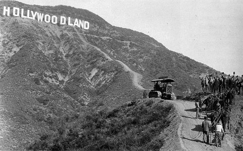 hollywoodsign_3.jpg